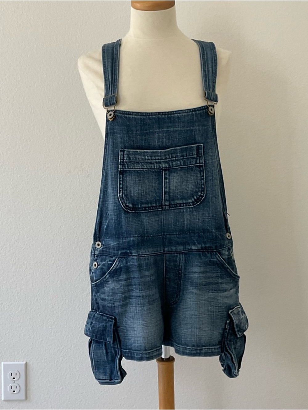 Chip & Pepper Y2K Overall Shorts 32